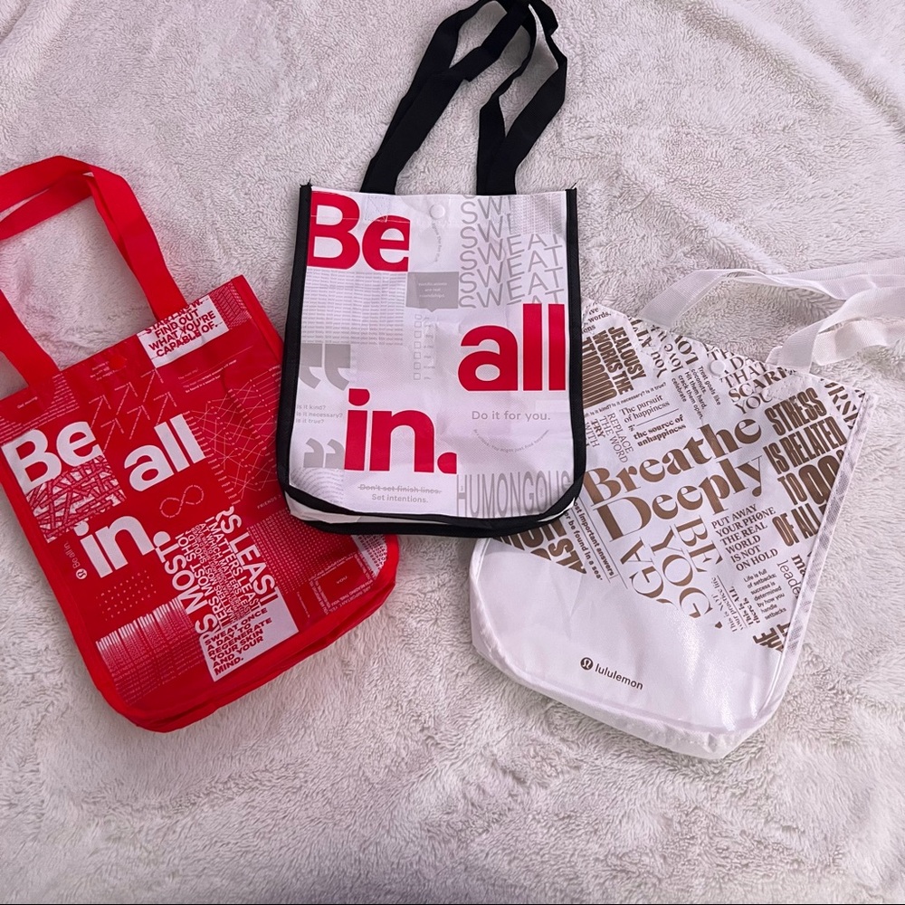 Lululemon bags